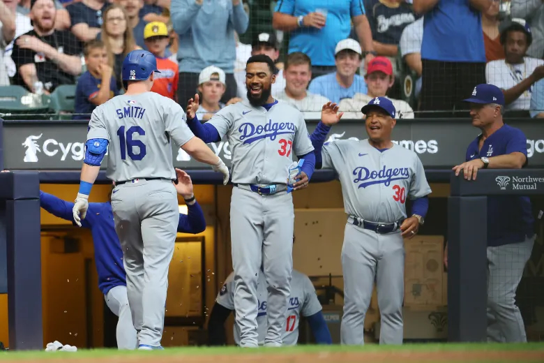 Will Smith, Teoscar Hernández, Dave Roberts, Bob Geren