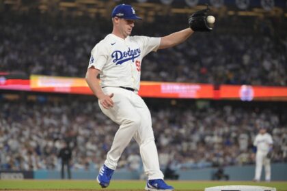 Evan Phillips, Max Muncy, 2024 NLDS