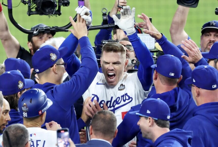 Freddie Freeman, Dodgers walk-off win, 2024 World Series