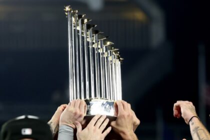 Dodgers win, 2024 World Series trophy