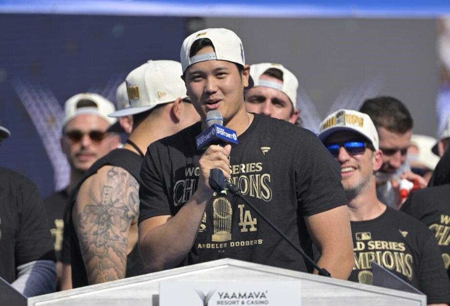 Shohei Ohtani Dedicates 2024 NL MVP Award To Los Angeles & Firefighters