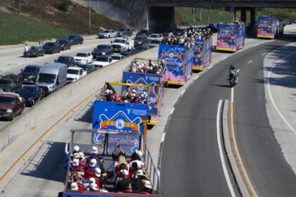 2024 Dodgers World Series parade buses