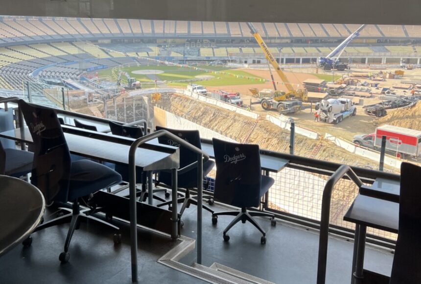 Dodger Stadium renovations, construction