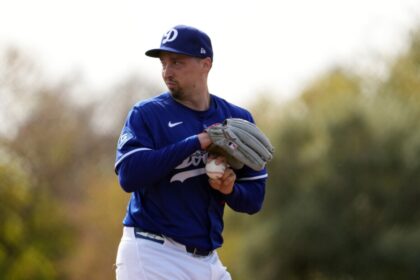 Blake Snell, Dodgers workout, 2025 Dodgers Spring Training