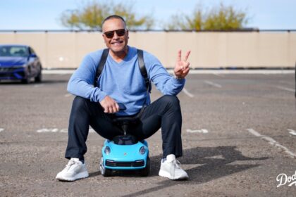 Dave Roberts, Porsche, 2025 Dodgers Spring Training