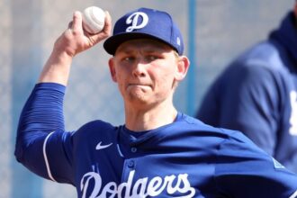 Emmet Sheehan, 2025 Dodgers Spring Training, Dodgers workout