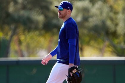 Freddie Freeman, Dodgers workout, 2025 Dodgers Spring Training