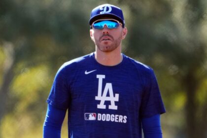 Freddie Freeman, Dodgers workout, 2025 Dodgers Spring Training