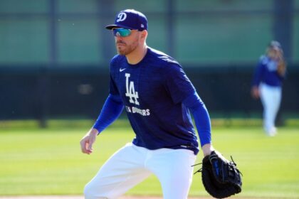 Freddie Freeman, Dodgers workout, 2025 Dodgers Spring Training