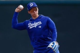 Hyeseong Kim, Dodgers workout, 2025 Dodgers Spring Training