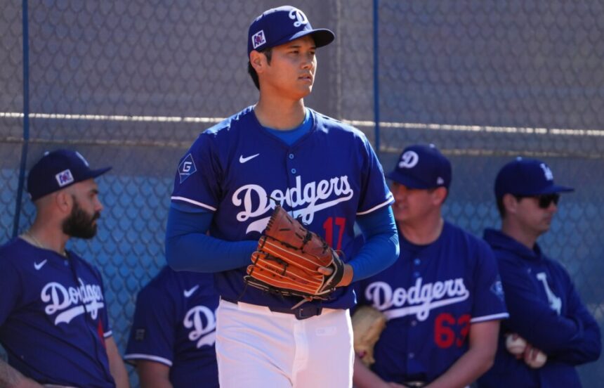 Shohei Ohtani, Tanner Scott, Kyle Hurt, Dodgers workout, 2025 Dodgers Spring Training