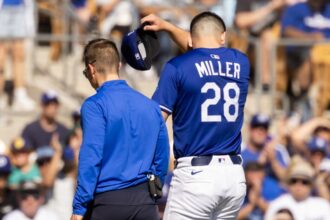 Bobby Miller, Dodgers trainer Thomas Albert, 2025 Spring Training