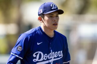 Roki Sasaki, Dodgers workout, 2025 Spring Training