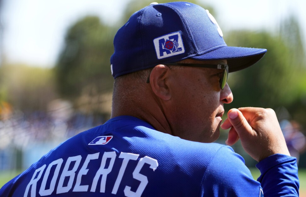 Dave Roberts expected to break record with new Dodgers contract