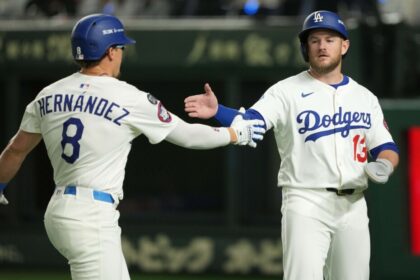 Kiké Hernández, Max Muncy, Tokyo Series