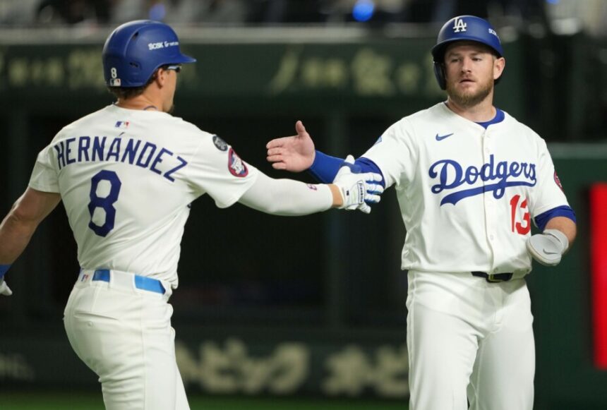 Kiké Hernández, Max Muncy, Tokyo Series