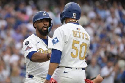 Teoscar Hernández, Mookie Betts, Dodgers gold series jersey, MLB gold program, Opening Day 2025