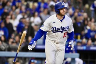 Max Muncy, torpedo bat