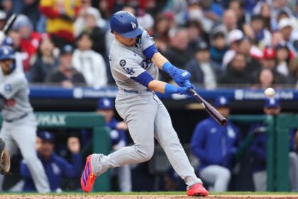Kiké Hernández, Austin Barnes, Dave Roberts
