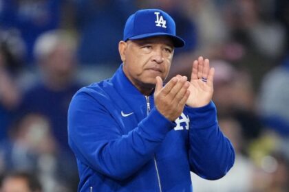 Dave Roberts, Dodgers win
