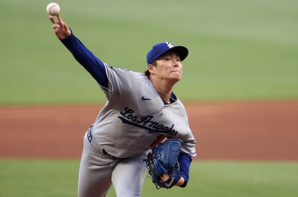 Dave Roberts reacts: Yoshinobu Yamamoto wins NL Pitcher of the Month