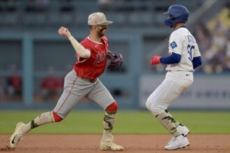 Mookie Betts, Armed Forces Day, Freeway Series