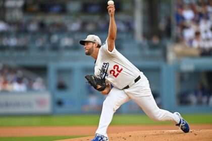 Clayton Kershaw, Freeway Series, Armed Forces Weekend
