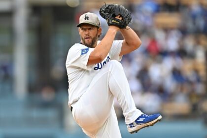 Clayton Kershaw, Freeway Series, Armed Forces Weekend