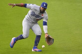 Teoscar Hernández, Memorial Day
