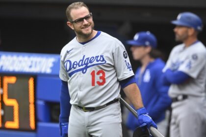 Max Muncy, Danny Lehmann, Chris Woodward