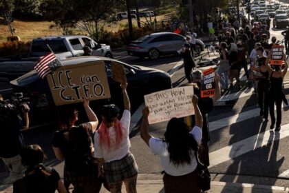 ICE raids protestors, Dodger Stadium entrance