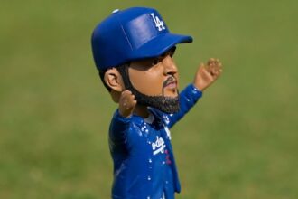 Ice Cube bobblehead