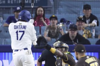 Shohei Ohtani hit by pitch, Robert Suarez