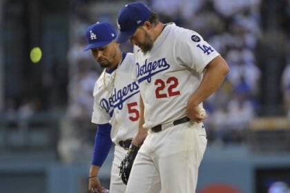 Clayton Kershaw, Mookie Betts, mound visit