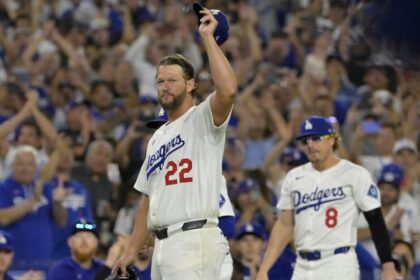 Clayton Kershaw 3000 strikeouts, Kiké Hernández