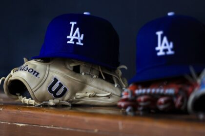 Dodgers hats, Dodgers caps, Dodgers logo, Wilson glove