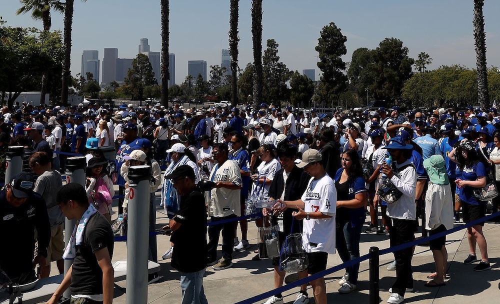 Dodgers join rare group of MLB history with big attendance milestone