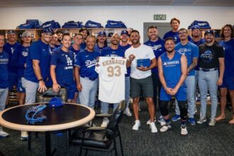 Kevin Kiermaier, Mookie Betts, Dave Roberts, Miguel Rojas, Tommy Edman, 2024 Dodgers World Series ring