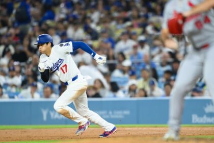 Shohei Ohtani stolen base