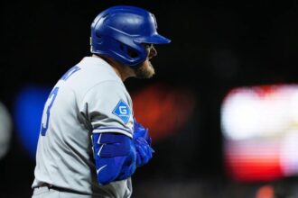Max Muncy hit by pitch