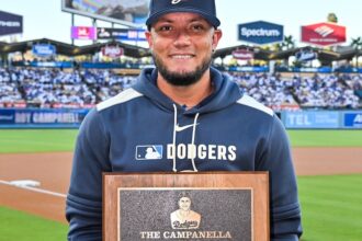 Miguel Rojas, Roy Campanella Award