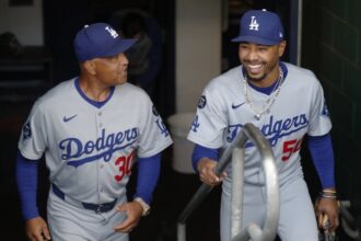 Dave Roberts, Mookie Betts