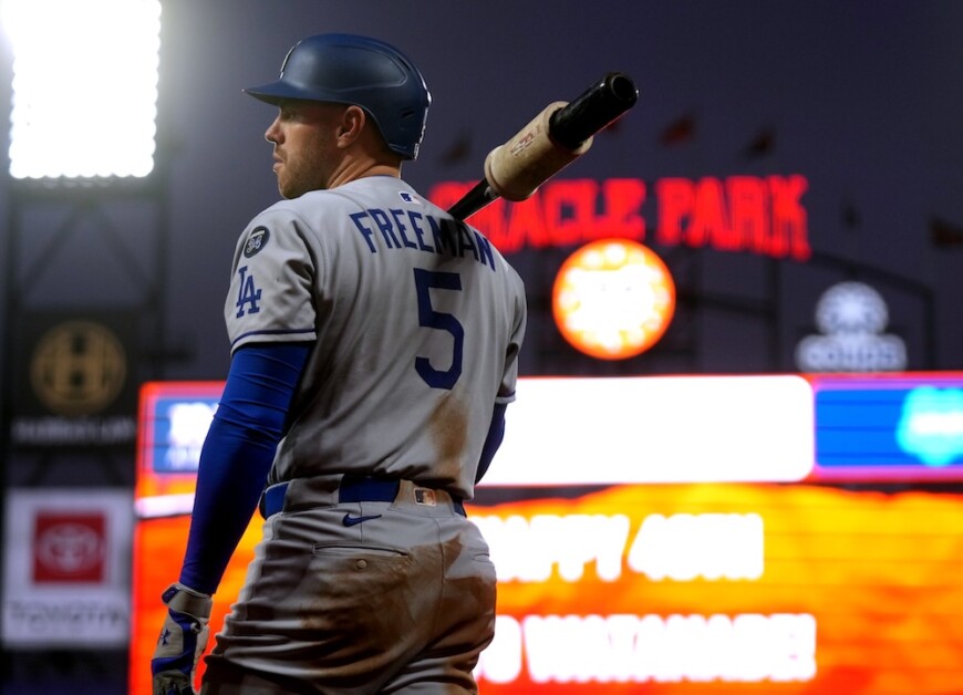 Dodgers share initial estimate for Freddie Freeman's return