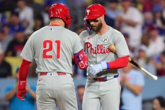 Kyle Schwarber, Bryce Harper, Roberto Clemente Day