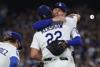 Clayton Kershaw, Freddie Freeman, Kiké Hernández