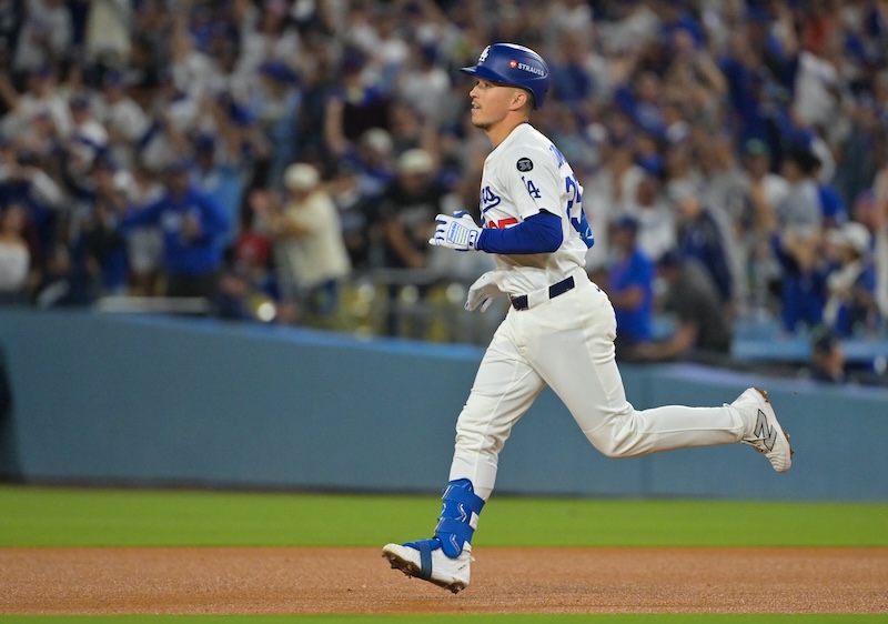 Dodgers Start Playoffs With Tommy Edman Limited To 2nd Base Because Of Right Ankle