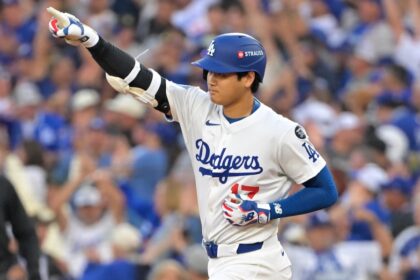 Shohei Ohtani, Strauss logo, 2025 Wild Card Series