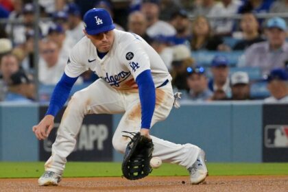 Freddie Freeman, 2025 Wild Card Series