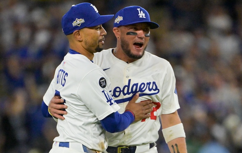 Dodgers News: Mookie Betts & Miguel Rojas Among 2025 Gold Glove Award Finalists