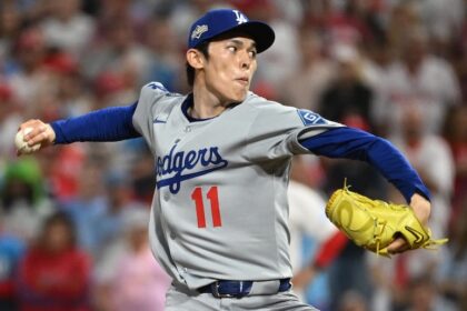 Roki Sasaki, 2025 NLDS